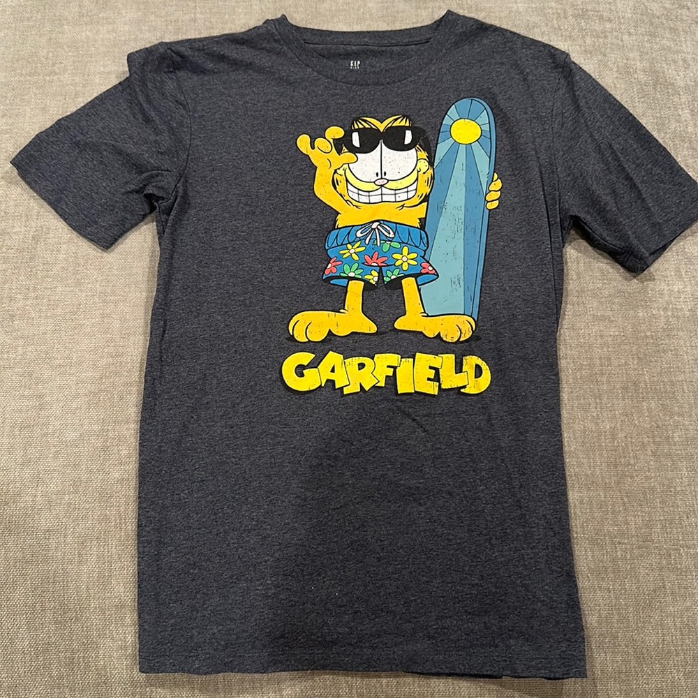 Like New! GapKids Garfield shirt size XXL (14-16)